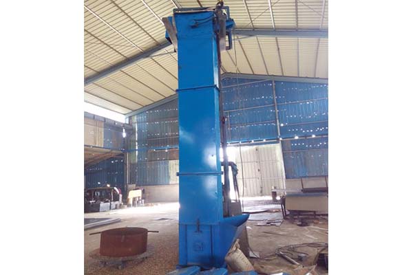 斗式提升機(jī) 斗式提升機(jī)